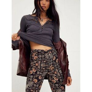 NEW FREE PEOPLE Sz S COME ON OVER RIBBED EMBROIDERED HENLEY TOP IN CHARCOAL